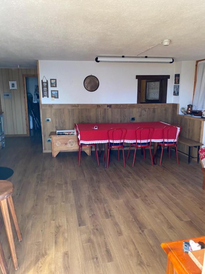 Maison Alla Vecchia Zia Apartman Cerise Kültér fotó