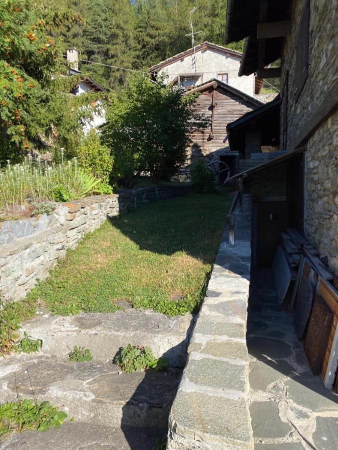 Maison Alla Vecchia Zia Apartman Cerise Kültér fotó